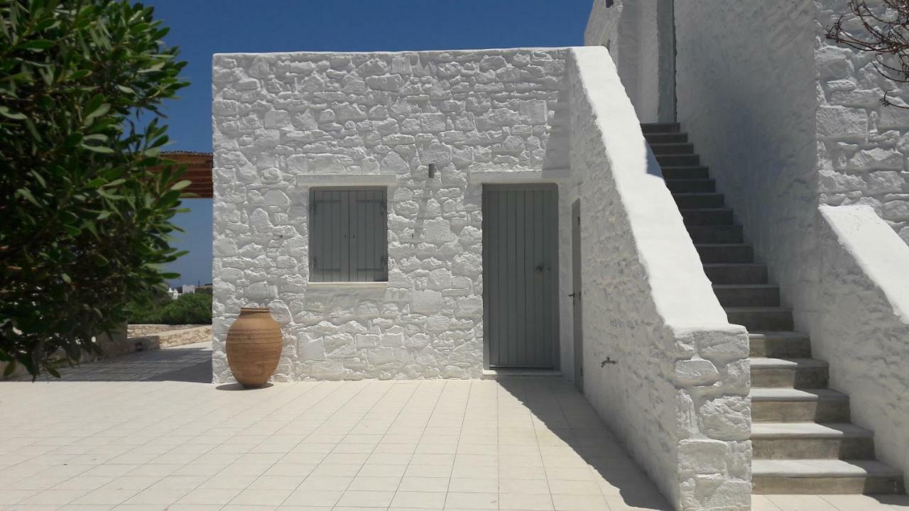 La Maison D'Helene Naousa  Exterior photo